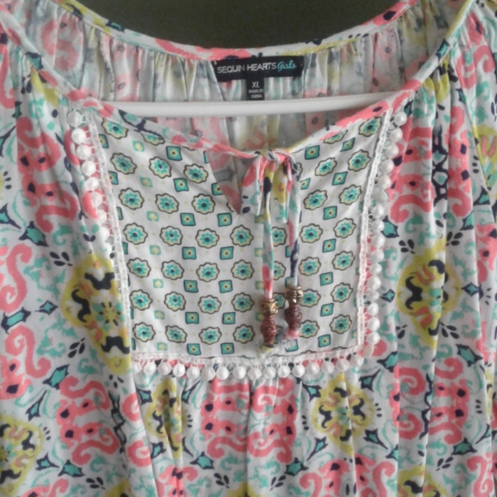 Blouse - Picture 2 of 4